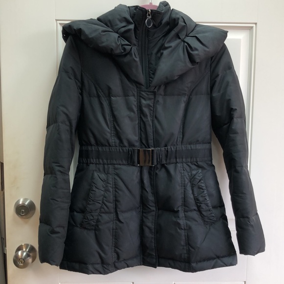 Tahari Jackets & Blazers - TAHARI Down Coat XS